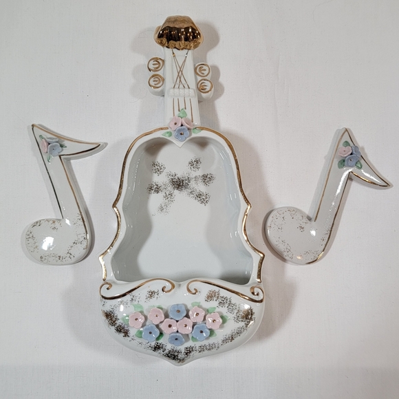 Vtg 3 Piece Porcelain Hand Painted Violin Wall Pocket/Plaque w Music Notes Japan - Picture 1 of 13